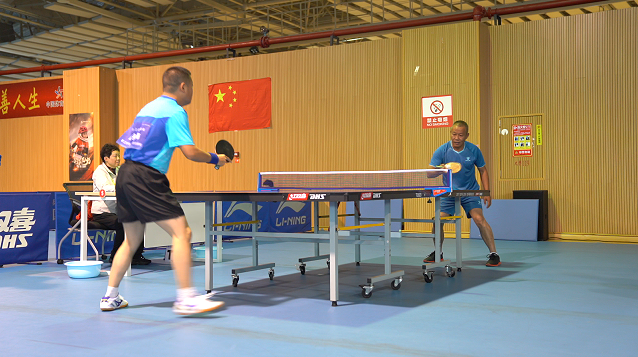 安顺市第三届运动会成年人组乒乓球比赛开赛