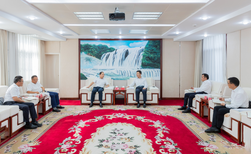 尹恒斌会见中铁二局集团有限公司副总经理赵飞一行