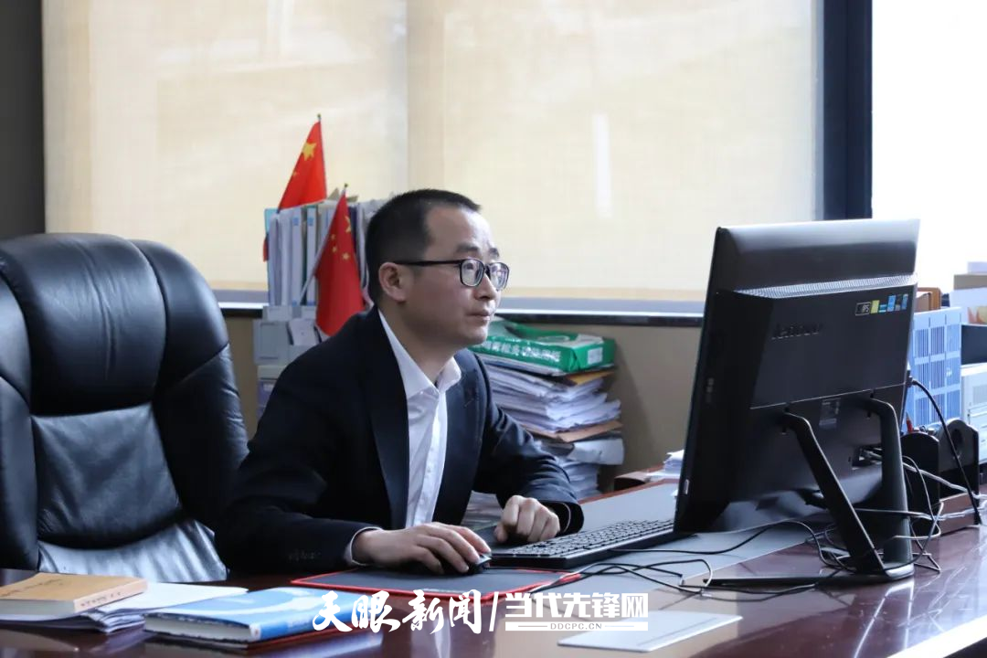 龚博翔.png