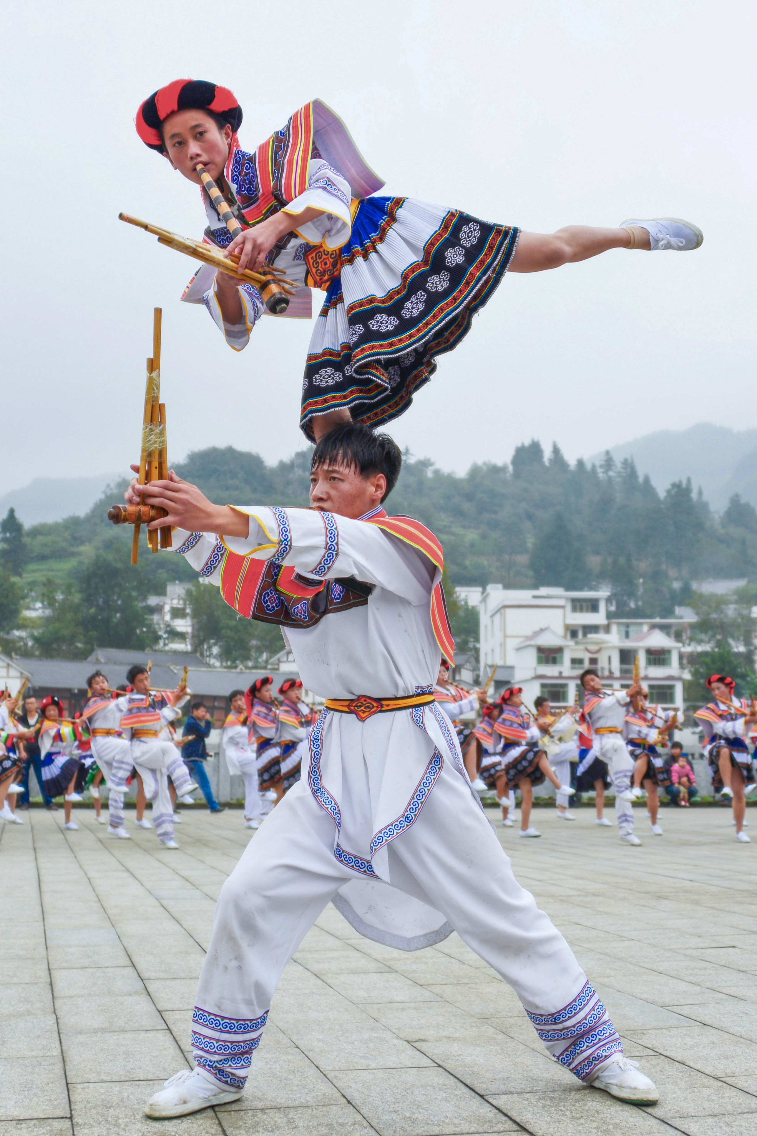 <span style='color: red'>滚山</span>珠.jpg