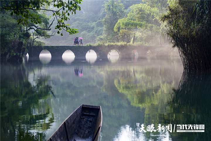 83353-荔波小七孔旅游图--小七孔古桥.jpg