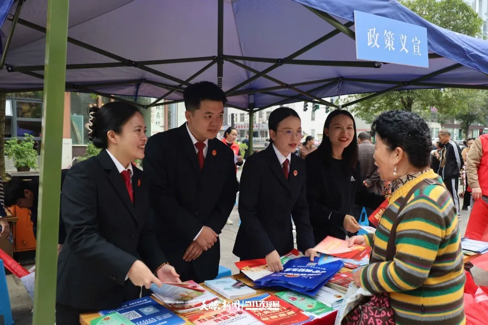 遵义市洗马路街道“幸福帮帮联盟”成员单位积极参加社区“和谐邻里·幸福家园”睦邻主题活动。.jpg