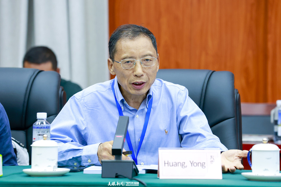 香港中文大学教授黄勇。_副本.jpg