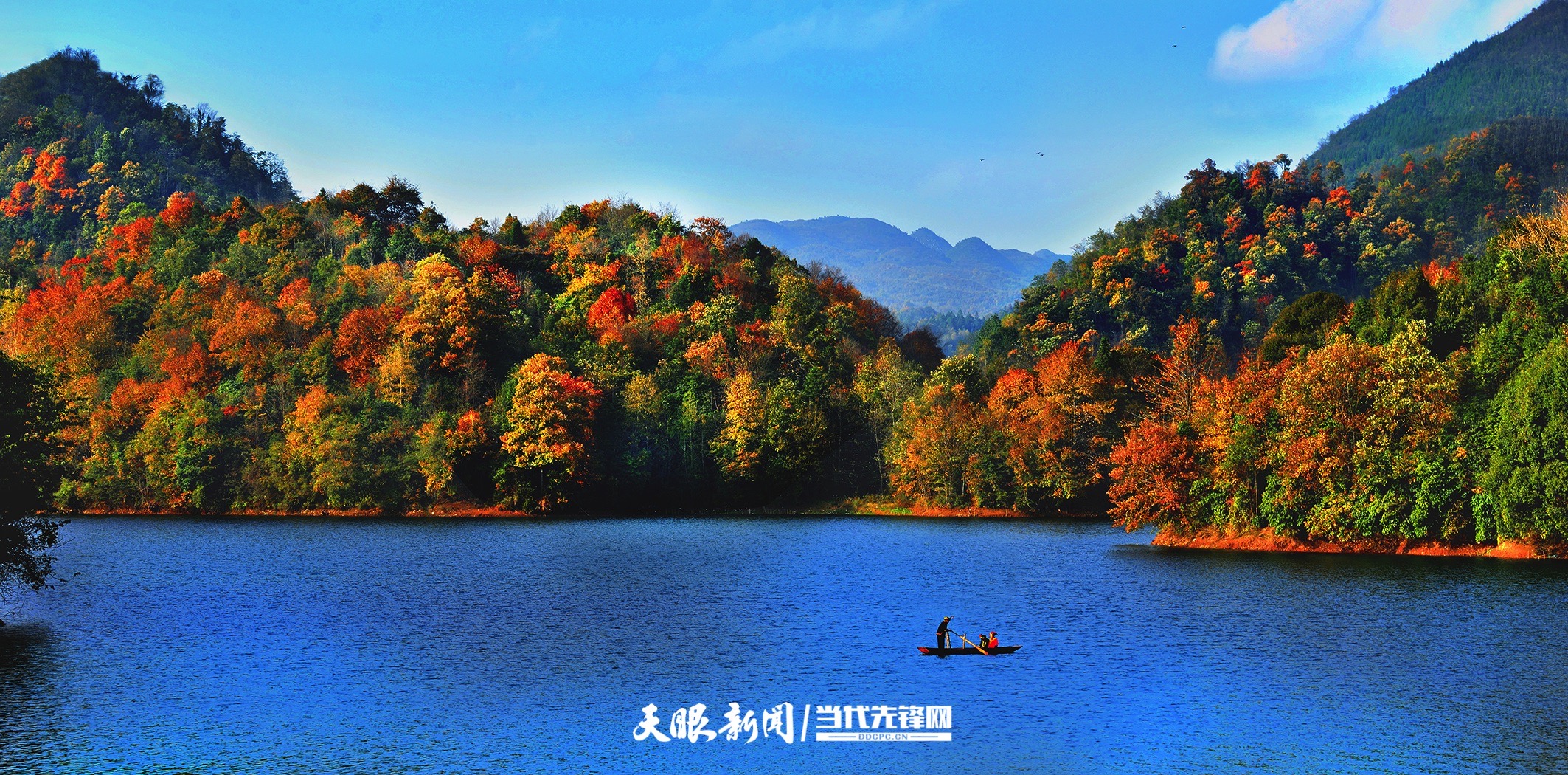 百里杜鹃湖。罗冠宇摄 （贵州图片库发）.jpg