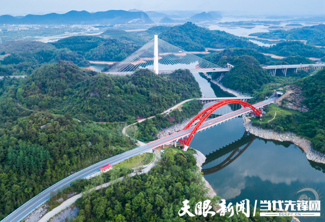 花鱼洞大桥 红枫湖大桥--张翔 摄.jpg