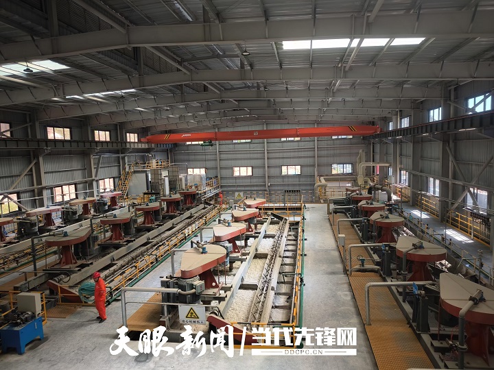 西南能矿集团摩天冲磷矿年产250万吨采选工程项目.jpg
