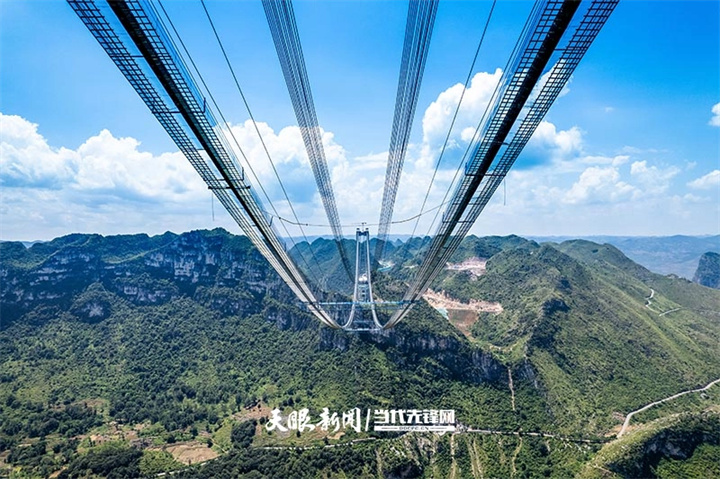2024年9月4日，建设中的花江峡谷大桥。贵州日报天眼新闻记者 龙永 摄.jpg