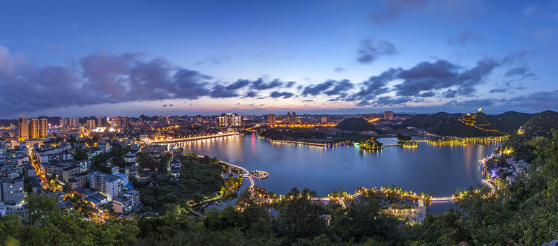 A002《安顺虹山湖》 潘军翔_副本.jpg